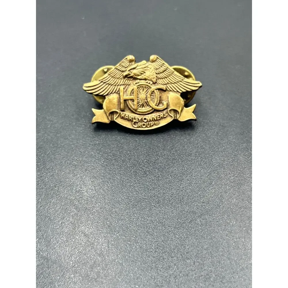 Harley Davidson Motorcycle Vintage HOG Harley Owners Group‎ Brass Pin 1983
